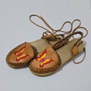 Huaraches Women's Mexican Butterfly Embroidered Lace Up Sandals